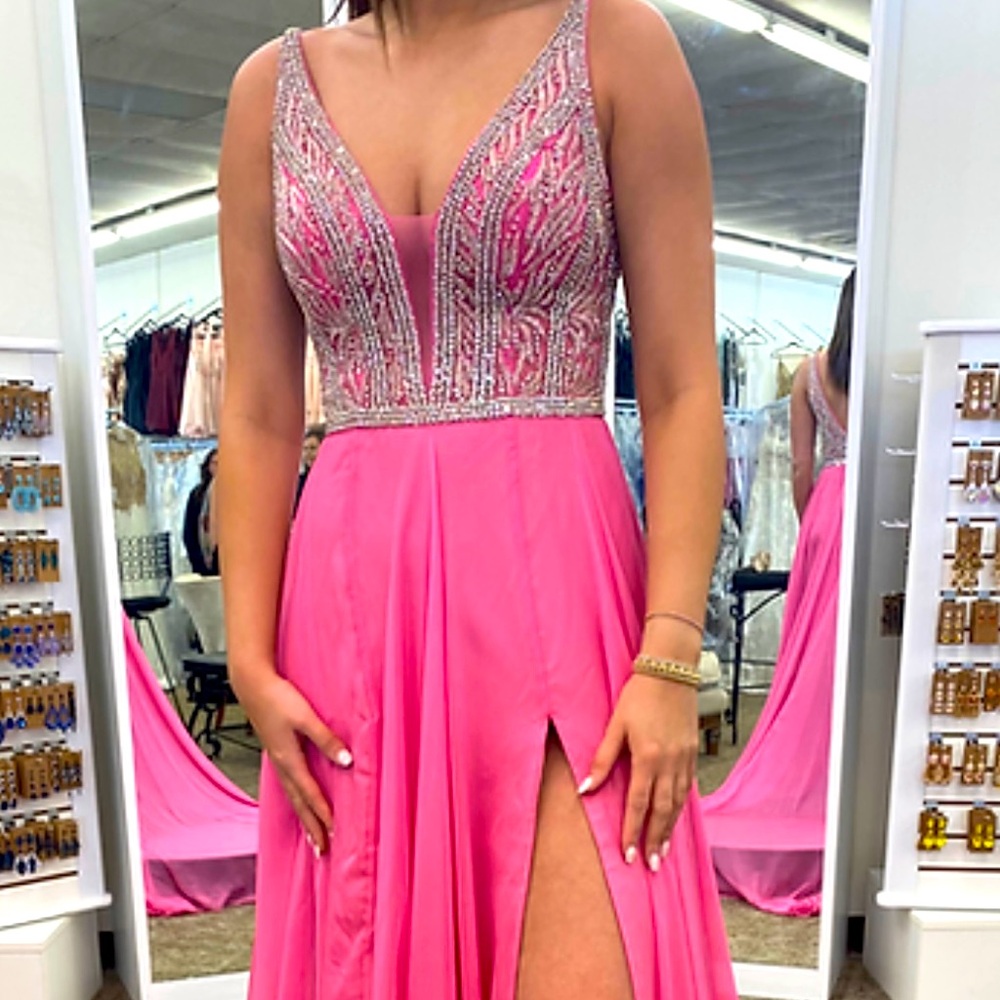 BRAND NEW WITH TAGS Jovani size 0 pink pageant/prom